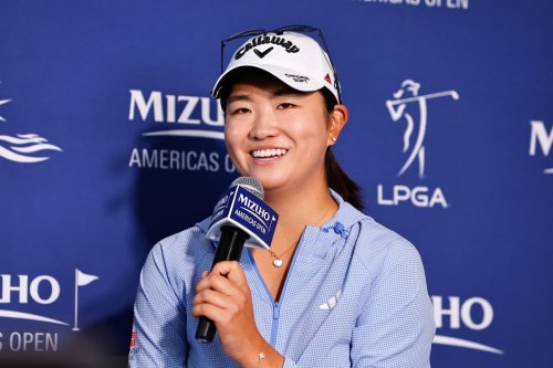 Rose Zhang Hires Veteran Caddie Ahead Of Pro Debut