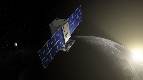 Phew! NASA's CAPSTONE moon probe phones home again
