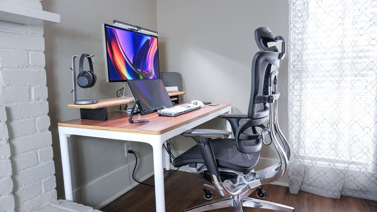 I tried a four-legged standing desk with hidden controls — and it’s the elegant upgrade my home office needed