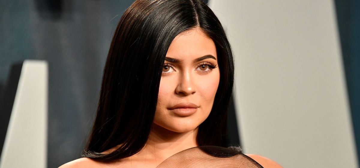 Kylie Jenner’s new French manicure is taking TikTok by storm