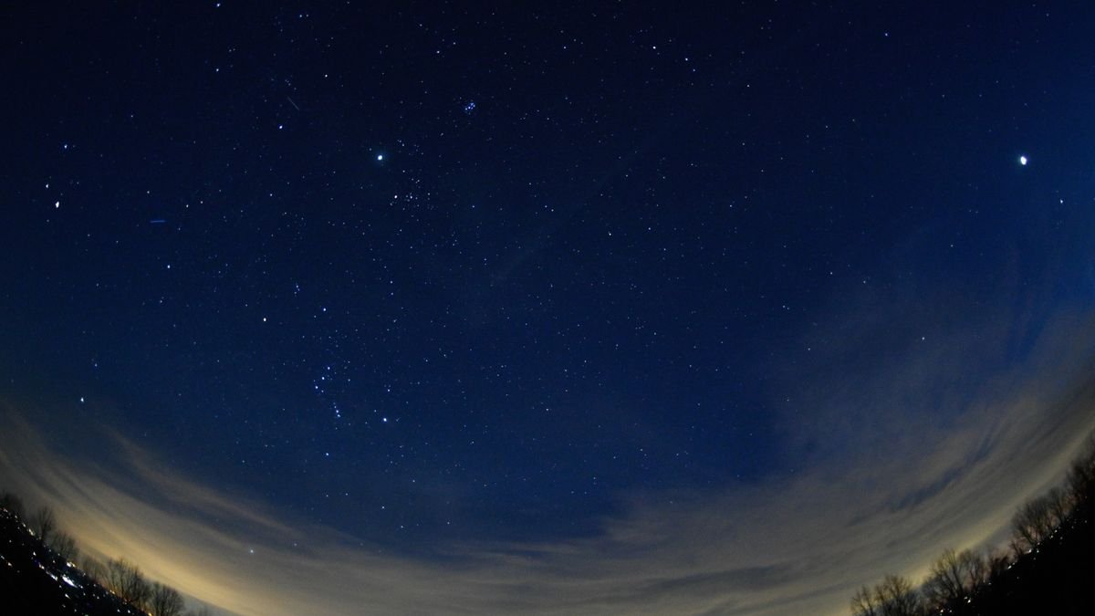 The brightest planets in April's night sky: How to see them (and when)