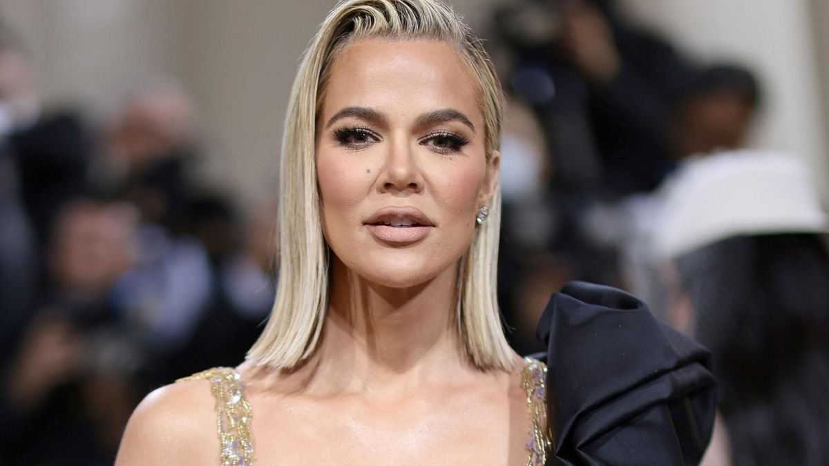 Khloé Kardashian's Pantry May be the Best Organized We've Seen — We Got the Experts to Break Down Its Secrets