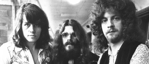 "For all the madcap genius of Roy Wood and Jeff Lynne, Bev Bevan sounds like the star of the show": The Move's Looking On signposts better things further down the road