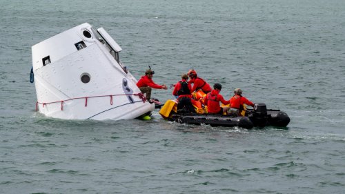 NASA Evaluates Private Options for Astronaut Rescue and Recovery
