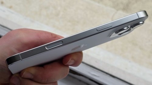 I finally found a use for Camera Control on my iPhone 16 Pro Max, but in the weirdest way possible