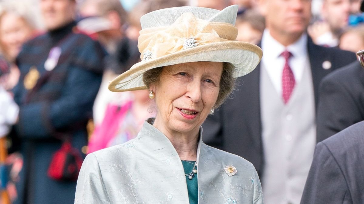 Princess Anne’s hilarious way of seeking out people ‘who didn’t want to be seen’ at huge royal occasion