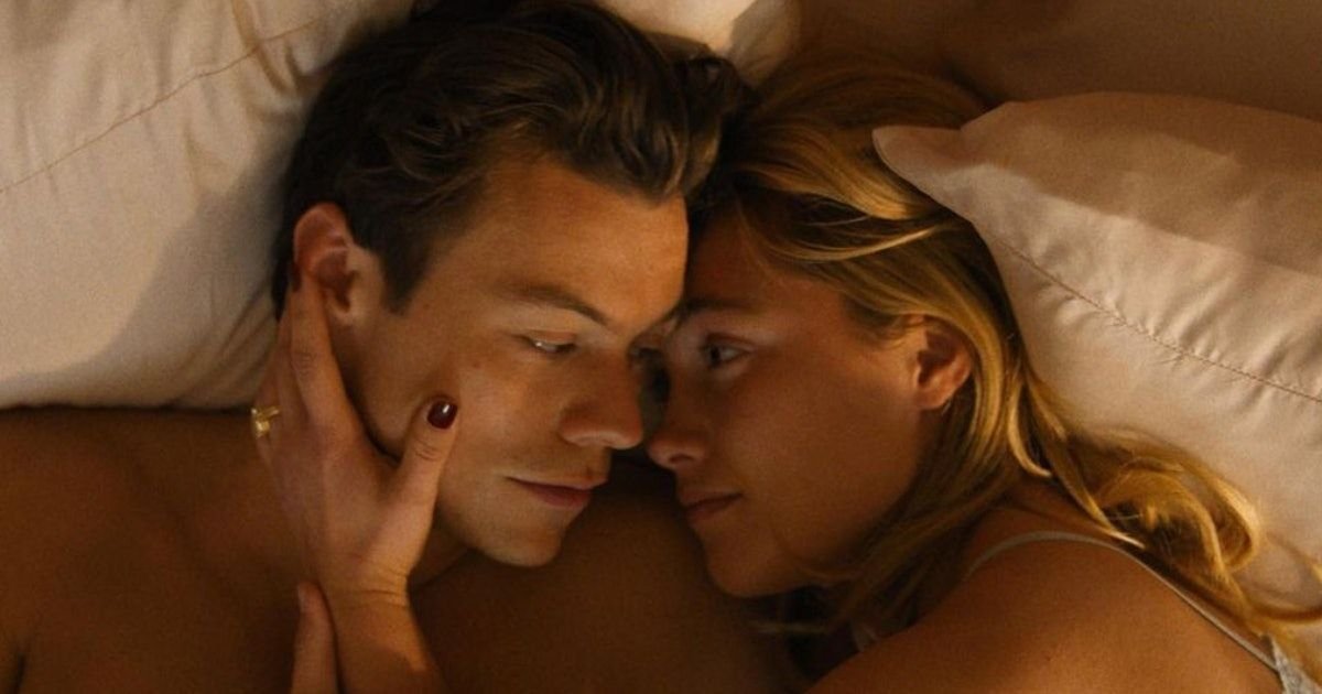 The 'Don't Worry Darling' trailer is here and fans are losing it over *that* steamy scene