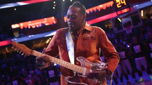 “I didn’t want a lot of new friends. I’d just signed quarter-million-dollar record deal at 15 years old”: Eric Gales signed a six figure deal as a teenager and his classmates had no idea