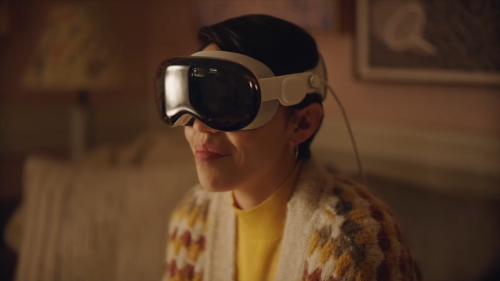 This may be the best look at Apple's smaller, cheaper, Vision Pro yet