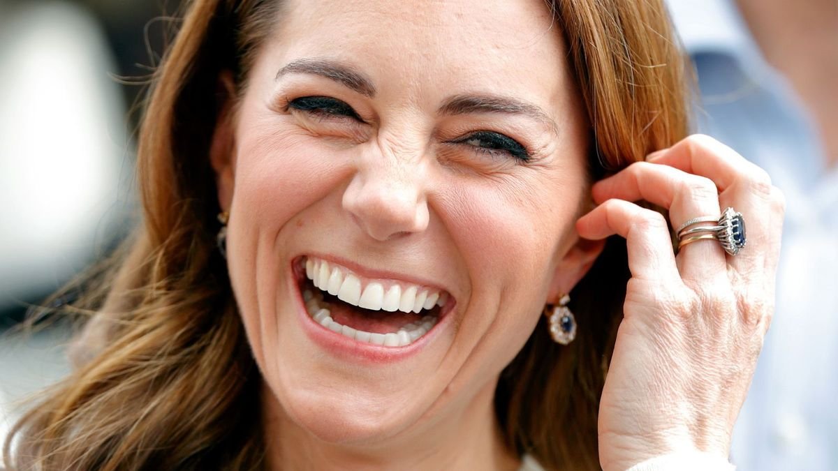 Where to buy Kate Middleton's eternity ring - and it's less expensive than you may think!