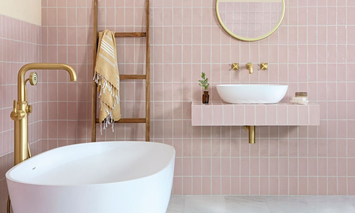 15 design tricks to make a small bathroom look bigger