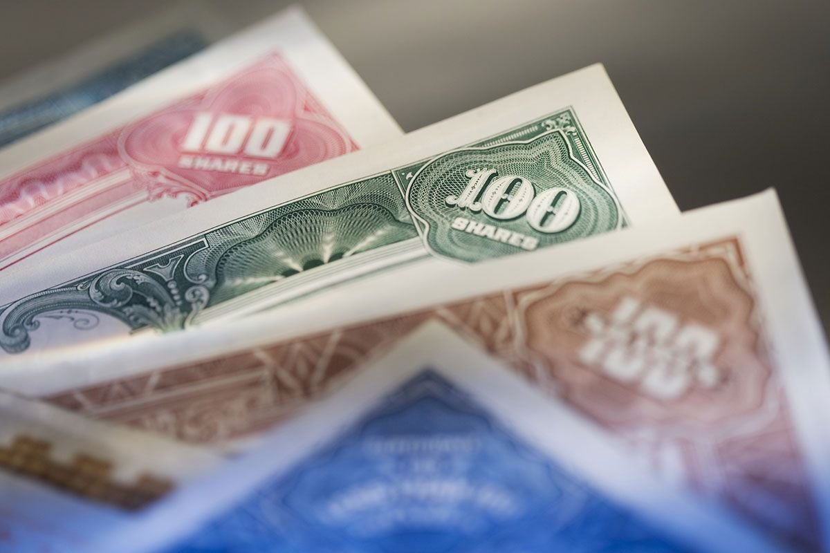 STOCK MARKET & CRYPTOS cover image
