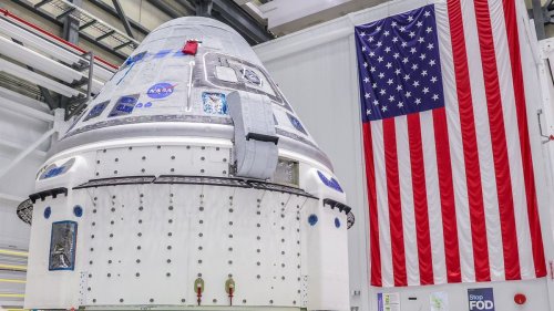 I flew Boeing's Starliner spacecraft in 4 different simulators. Here's what I learned (video, photos)