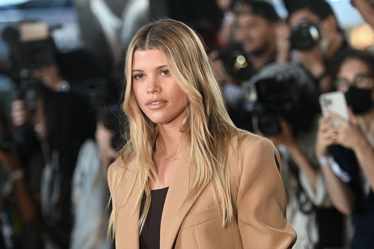 Designers agree Sofia Richie Grainge has chosen the perfect material for her home - 'it makes you want to curl up'