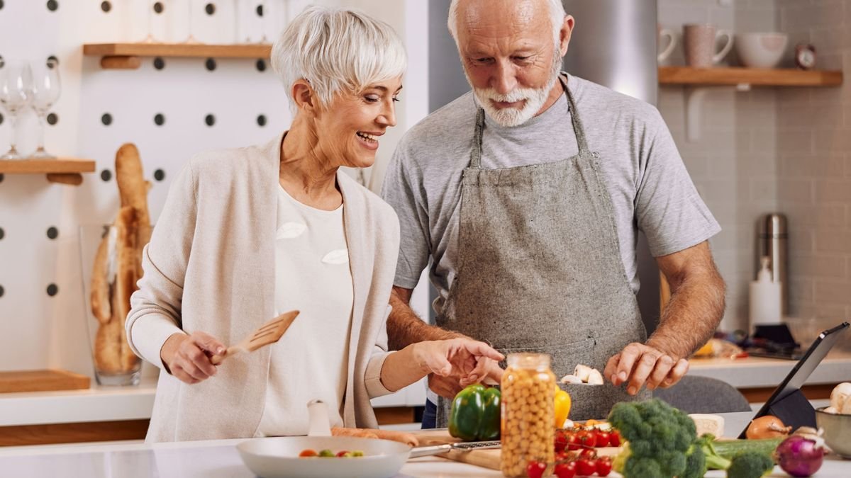 Support Your Long-Term Health With Active Aging