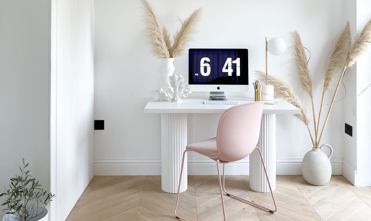 Before and after: this DIY fluted desk costs less than £100