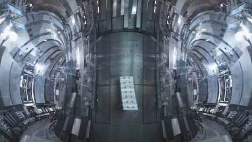 Nuclear fusion reactor in South Korea runs at 100 million degrees C for a record-breaking 48 seconds
