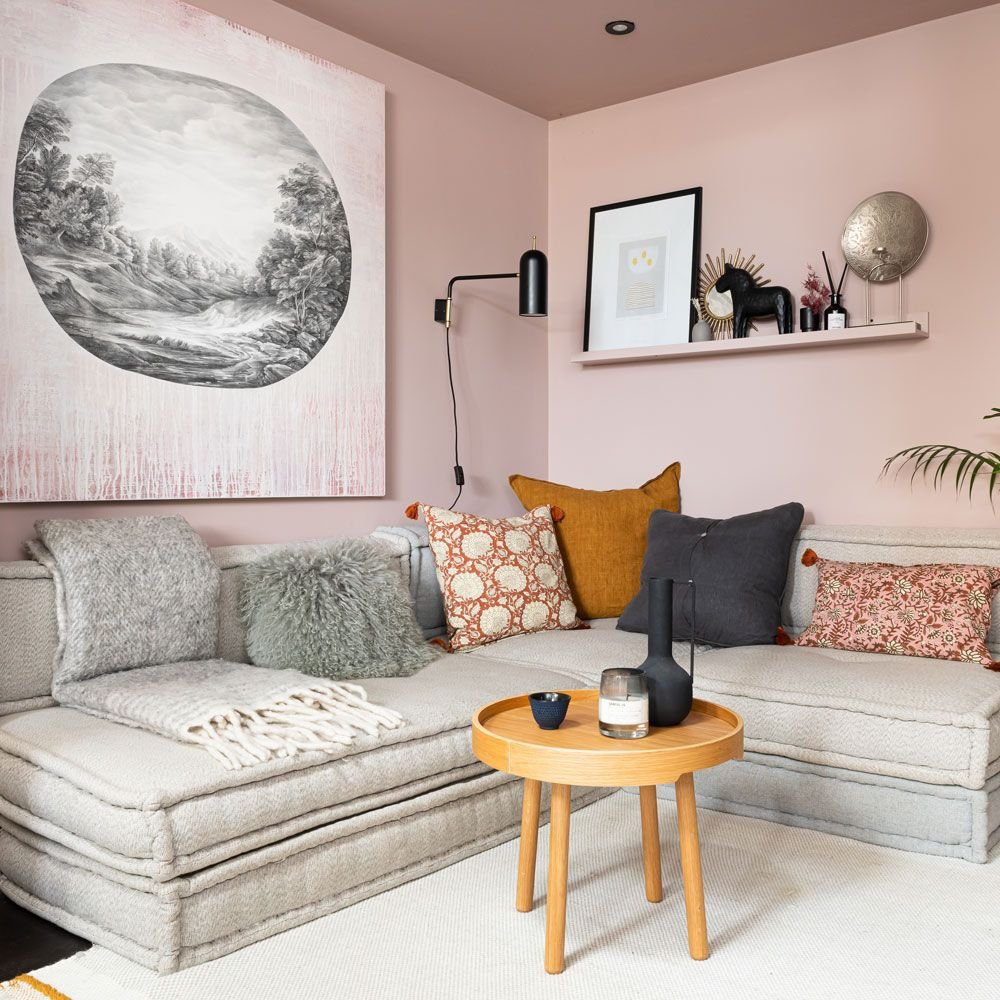 Pink living room ideas to create a sense of romance, sophistication and fun