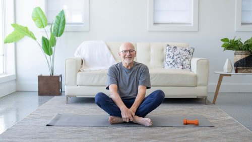 The simple exercise everyone over the age of 60 should try to reduce your risk of falls and improve your balance