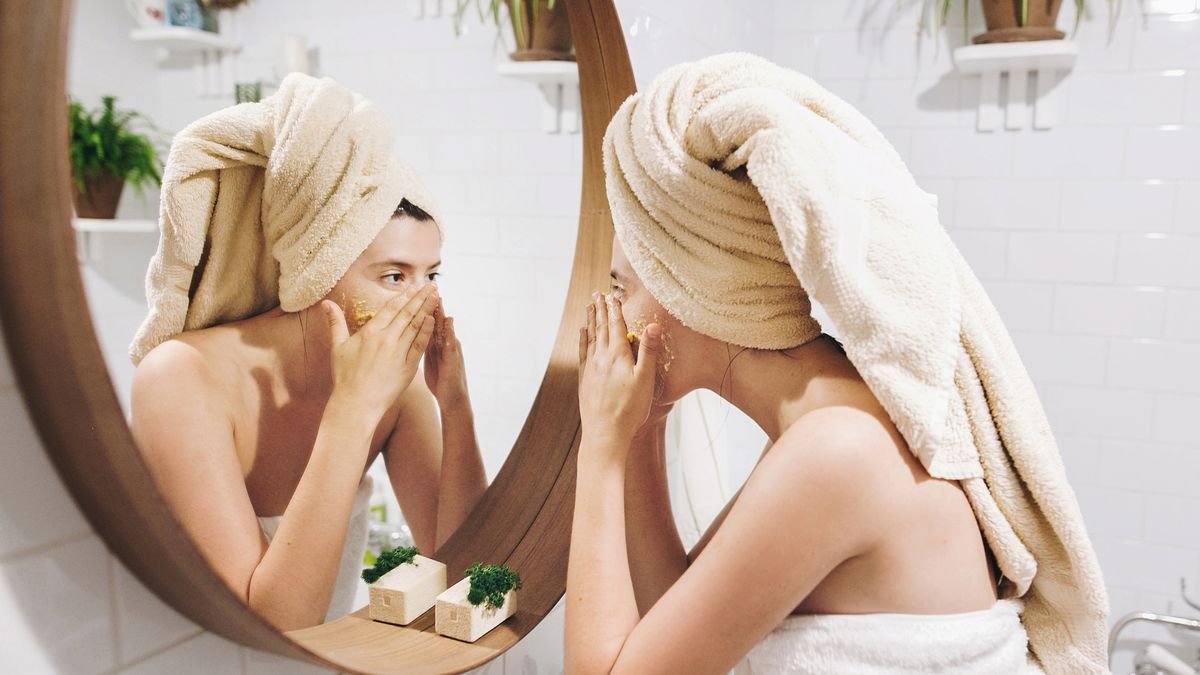 These are the best skincare products for acne-prone skin according to experts