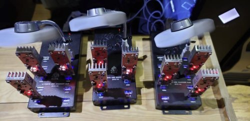Solo Bitcoin Miners Are Striking Crypto Gold With Tiny USB-Based Rigs