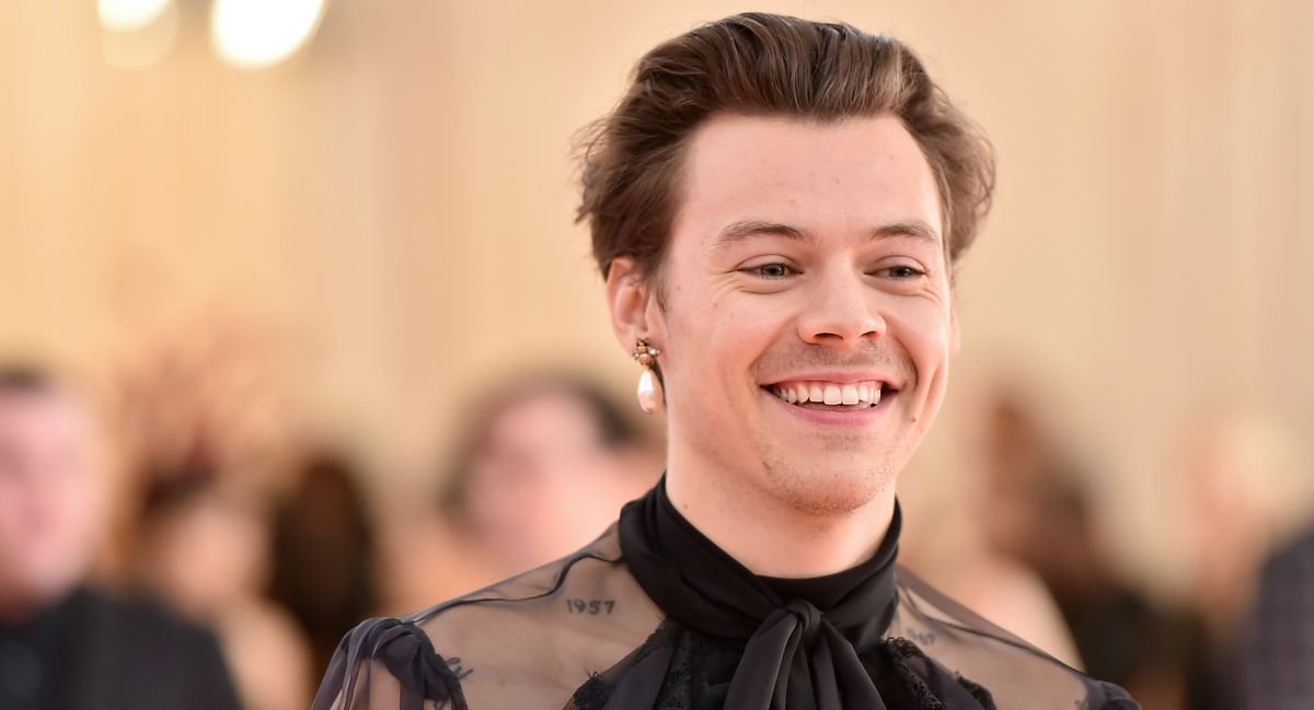 Harry Styles dressed as Ariel from The Little Mermaid, and the internet is going wild for it