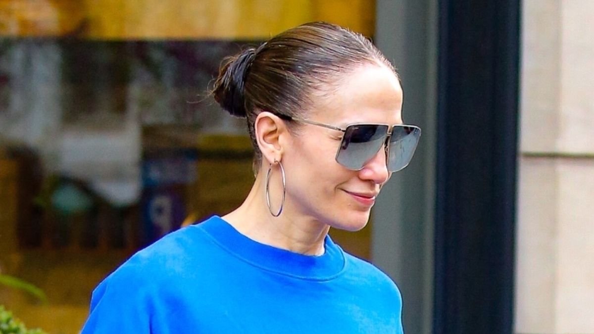 Jennifer Lopez Pairs a Blueberry Sweatsuit With Her Black Birkin Bag