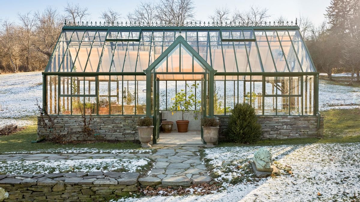 How to heat a greenhouse: 6 ways to keep your glasshouse warm