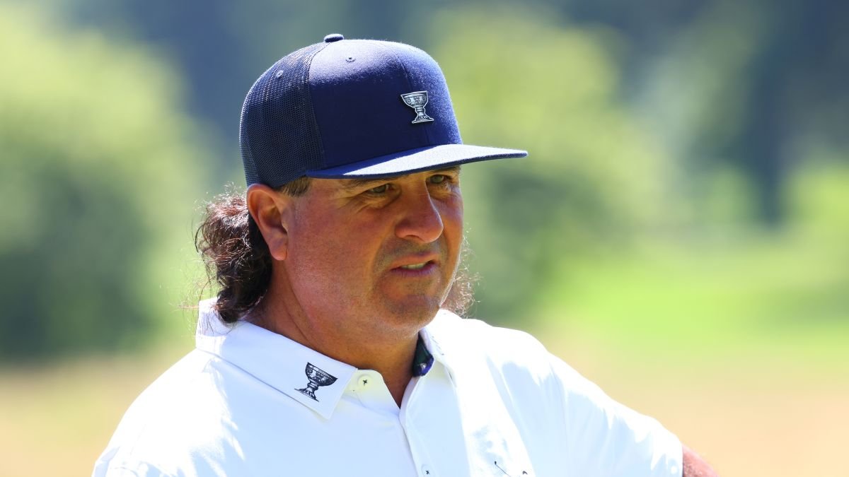 Pat Perez Withdraws From LIV Golf's Lawsuit Against The PGA Tour