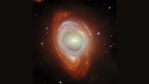 James Webb telescope zooms in on bizarre 'Einstein ring' caused by bending of the universe