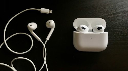 Why I still think Apple's $30 wired EarPods are better than AirPods