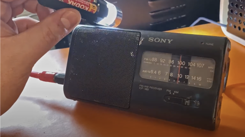 "A new era of accidental techno is upon us": 2025's new DIY drum machine craze is here, and all you need is a flashlight and an FM radio