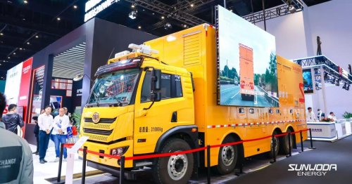 Dieser Lkw kann 400 Haushalte mit Strom versorgen