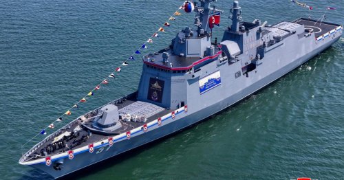 Nordkoreas neue Fregatte Choi Hyon hat 74 Raketenstarter