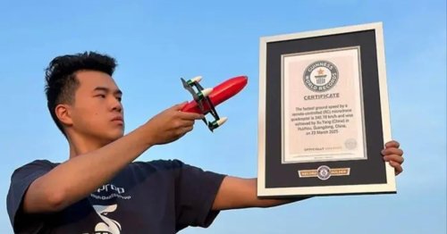 Chinesischer Student bricht “unmöglichen” Minidrohnen-Rekord