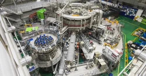 Fusionsreaktor erreicht Meilenstein: 100 Millionen Grad für 30 Sekunden