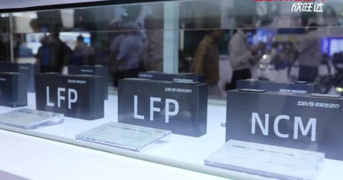 Neue E-Autobatterie lädt gleich schnell, wie ein Verbrenner tankt