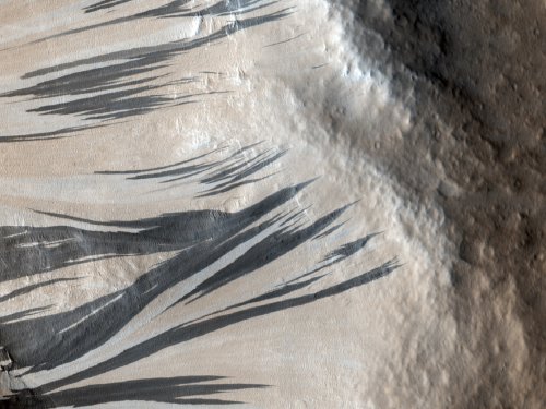 Mars-Bild des Tages (07.07.2022): Zebrastreifen im Sand