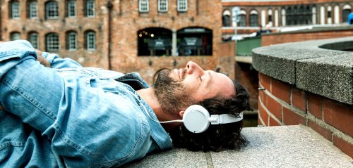 Musik hören: Forscher warnen vor einem Song – "gefährlich"