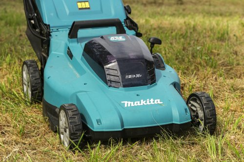 Makita: Diese Akku-Rasenmäher sind die besten des Herstellers