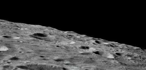Der Mond hat einen seltsamen neuen Krater – er ist nicht auf natürliche Art entstanden