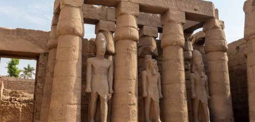 Archäologischer Fund: Forscher entdecken „Tor Ägyptens“ – gewaltige Struktur ausgegraben