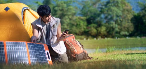 Solar-Ladegeräte fürs Handy: 3 der besten Modelle im Vergleich