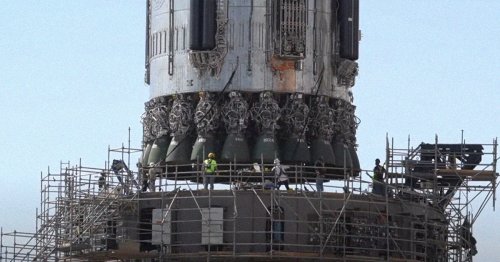 SpaceX Starship Booster Lifted Onto Orbital Pad For Static Fire
