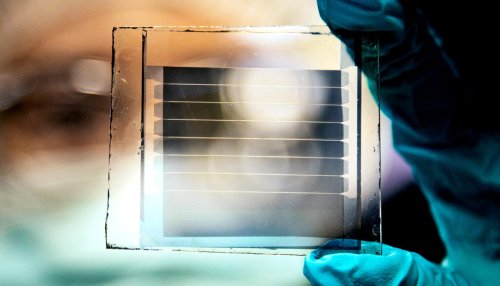 Solar cells that last 30 years could turn buildings into power plants