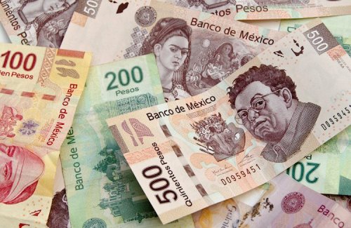 Mexican Peso appreciates to levels last seen in 2015 against US Dollar