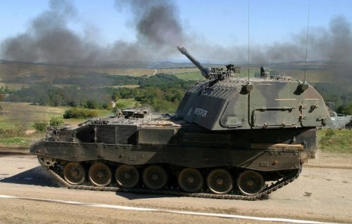 Ukraine will receive six 155-mm self-propelled guns Panzerhaubitze 2000 from the Netherlands and Germany
