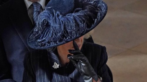Königin Camilla den Tränen nahe: Emotionaler Auftritt während Gedenkfeier