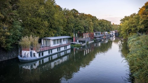 Bestsellerautorin auf Hausboot erschlagen – Verwandter festgenommen