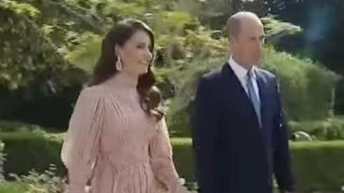 Kate, Victoria, Beatrice + Co.: Ihre glamourösen Looks bei der Jordanischen Royal-Wedding
